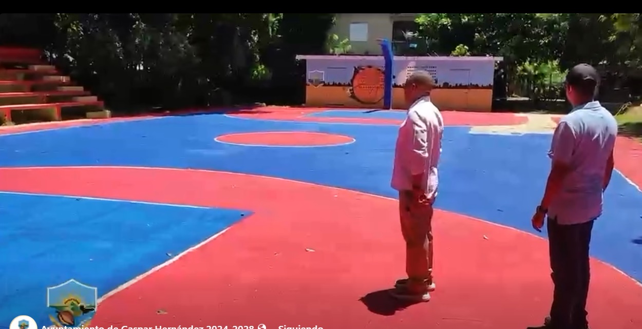 REMOZAMIENTO CANCHA AMAURYS GOMEZ